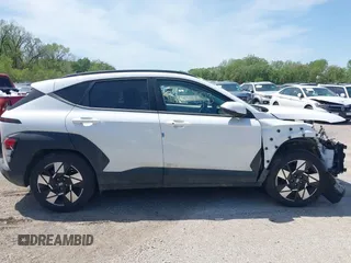 2024 Hyundai Kona SEL with VIN KM8HB3AB7RU147464, listed as a IAAI auction lot 42050923 with 21,165 mi miles. Bid and sale history available at carsss.com. Image 12.