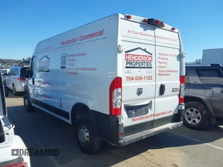 2021 Ram ProMaster Cargo z VIN 3C6LRVDG2ME567631, wystawiony jako IAAI lot #38779881 z przebiegiem 53 693 mil mil oraz . Historia ofert i sprzedaży dostępna na DreamBid. Obrazek 3.