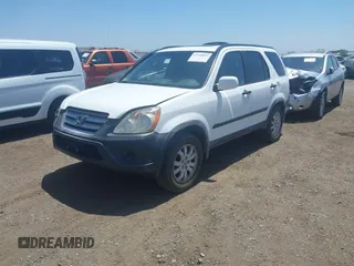 2005 Honda CR-V EX with VIN JHLRD78865C057150, listed as a IAAI auction lot 42148093 with 179,119 mi miles. Bid and sale history available at carsss.com. Image 2.
