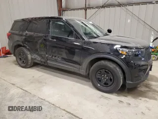 2024 Ford Police Interceptor Utility z VIN 1FM5K8AB5RGA03412, wystawiony jako Copart lot #51789875 z przebiegiem 7756 mil mil oraz Szkody całkowita. Historia ofert i sprzedaży dostępna na DreamBid. Obrazek 4.