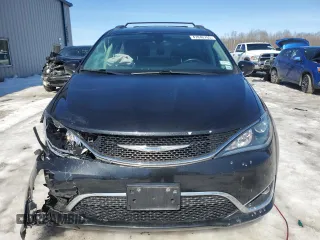 2018 Chrysler Pacifica Touring L with VIN 2C4RC1BG2JR306705, listed as a Copart auction lot 47840765 with 65,340 mi miles and Salvage Title. Bid and sale history available at DreamBid. Image 5.