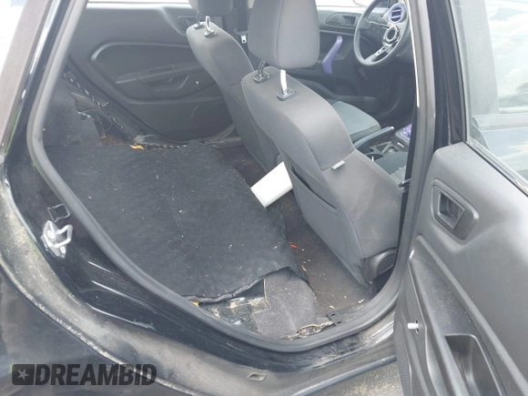 2018 Ford Fiesta S z VIN 3FADP4AJ0JM131607, wystawiony jako IAAI lot #42707624 z przebiegiem 109 815 mil mil oraz . Historia ofert i sprzedaży dostępna na DreamBid. Obrazek 8.