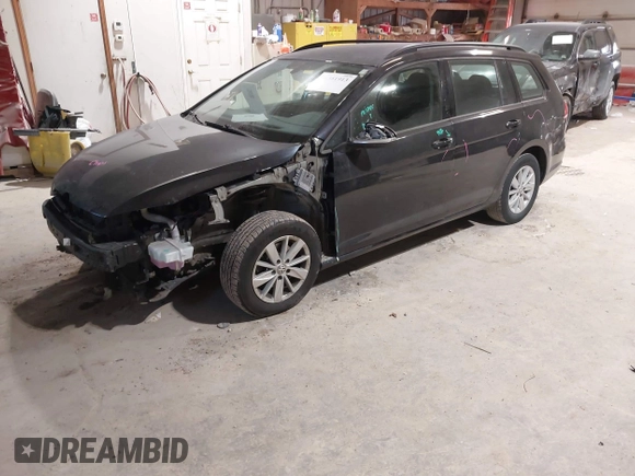 2019 Volkswagen Golf SportWagen S with VIN 3VWY57AU2KM511141, listed as a IAAI auction lot 41381913 with 93,679 mi miles. Bid and sale history available at carsss.com. Image 18.