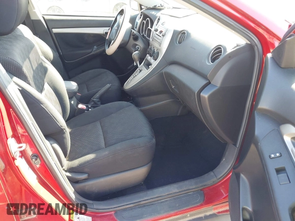 2010 Pontiac Vibe with VIN 5Y2SM6E00AZ406124, listed as a IAAI auction lot 41473088 with 187,097 mi miles. Bid and sale history available at carsss.com. Image 5.