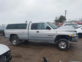 2000 Dodge Ram 2500 with VIN 1B7KF23W0YJ126951, listed as a IAAI auction lot 41802970 with 179,644 mi miles. Bid and sale history available at carsss.com. Image 13.