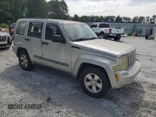2011 Jeep Liberty Sport with VIN 1J4PP2GK1BW508419, listed as a Copart auction lot 53952185 with 237,482 mi miles and Clean Title. Bid and sale history available at carsss.com. Image 4.