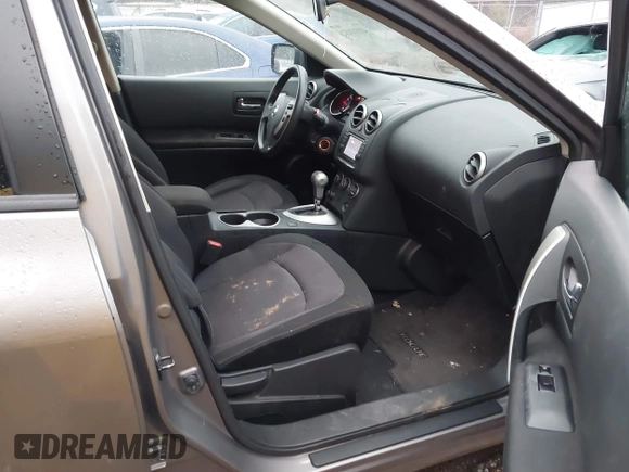 2012 Nissan Rogue S with VIN JN8AS5MT9CW268650, listed as a IAAI auction lot 41111132 with 187,553 mi miles and . Bid and sale history available at DreamBid. Image 5.
