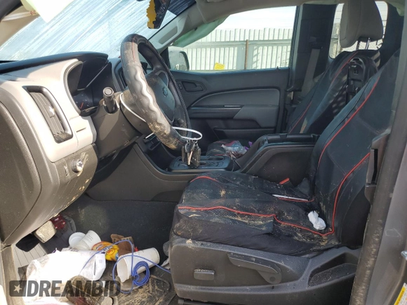 2020 Chevrolet Colorado 2WD Work Truck z VIN 1GCHSBEN7L1228007, wystawiony jako Copart lot #43006315 z przebiegiem 63 417 mil mil oraz Szkoda całkowita • Salvage title. Historia ofert i sprzedaży dostępna na DreamBid. Obrazek 7.