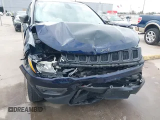 2019 Jeep Compass Trailhawk with VIN 3C4NJDDB8KT619330, listed as a IAAI auction lot 41237920 with 85,144 mi miles and . Bid and sale history available at DreamBid. Image 6.