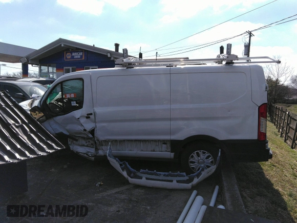 2019 Ford Transit z VIN 1FTYR1YG2KKA31662, wystawiony jako IAAI lot #41743905 z przebiegiem 150 698 mil mil oraz . Historia ofert i sprzedaży dostępna na DreamBid. Obrazek 15.