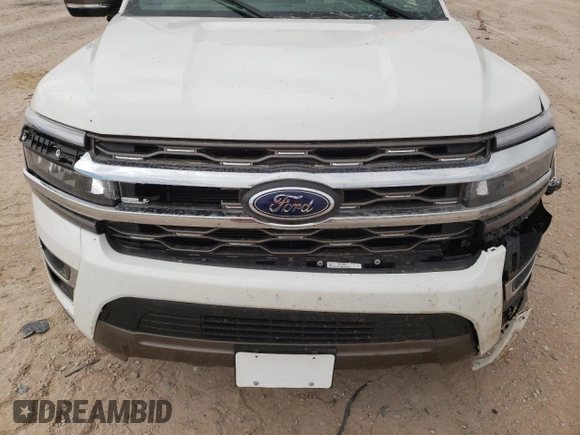 2022 Ford Expedition Max King Ranch with VIN 1FMJK1PT2NEA48688, listed as a Copart auction lot 41722673 with Not Provided miles and Salvage Title. Bid and sale history available at DreamBid. Image 13.