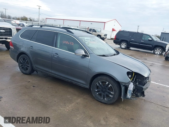 2014 Volkswagen Jetta TDI w/Sunroof & Nav with VIN 3VWPL7AJXEM604971, listed as a IAAI auction lot 41486931 with 178,563 mi miles and . Bid and sale history available at DreamBid. Image 1.