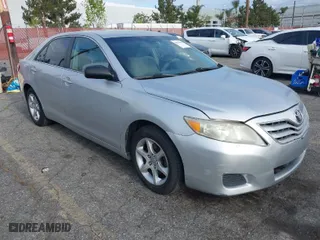 2011 Toyota Camry LE with VIN 4T1BF3EK2BU700161, listed as a IAAI auction lot 41955650 with 227,151 mi miles. Bid and sale history available at carsss.com. Image 1.