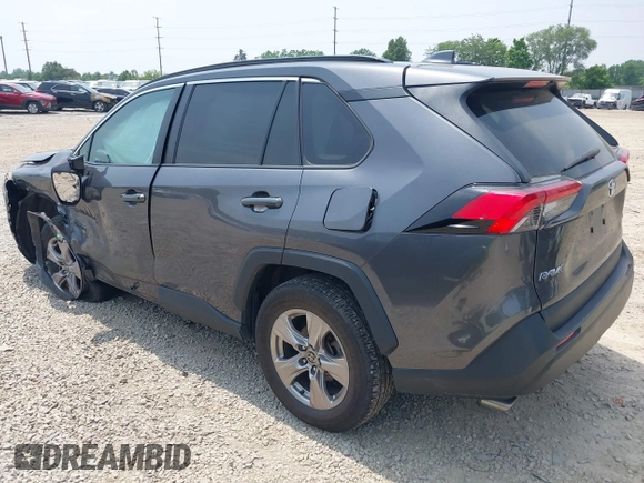 2022 Toyota RAV4 XLE with VIN 2T3W1RFV1NW188402, listed as a IAAI auction lot 42487520 with 75,900 mi miles and . Bid and sale history available at DreamBid. Image 3.