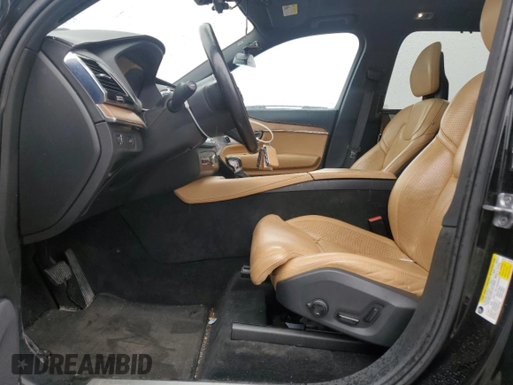 2016 Volvo XC90 with VIN YV4A22PN4G1003433, listed as a Copart auction lot 49570135 with 146,462 mi miles and Salvage Title. Bid and sale history available at DreamBid. Image 7.