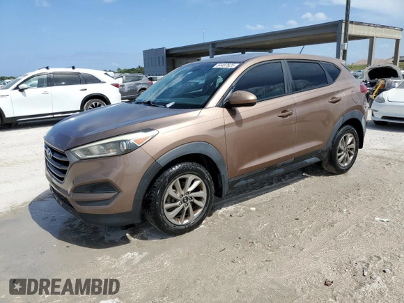 2016 Hyundai Tucson SE z VIN KM8J23A45GU141677, wystawiony jako Copart lot #54497625 z przebiegiem 144 018 mil mil oraz Czysty tytuł • Clean title. Historia ofert i sprzedaży dostępna na DreamBid. Obrazek 1.