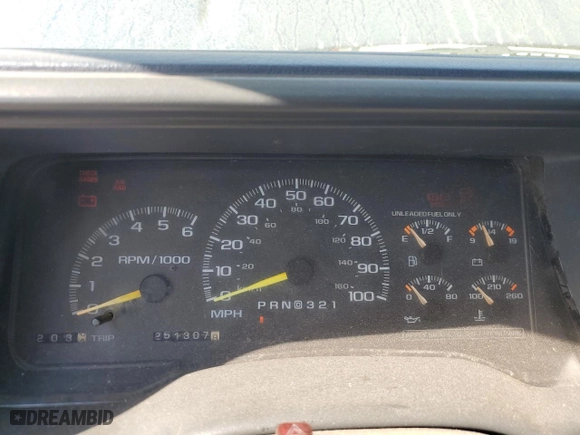 1998 Chevrolet Tahoe with VIN 3GNEK18R5WG107730, listed as a Copart auction lot 74563524 with 251,307 mi miles and Salvage Title. Bid and sale history available at carsss.com. Image 9.