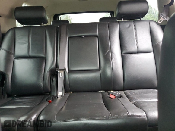 2008 Chevrolet Suburban LT w/3LT with VIN 3GNFK163X8G276423, listed as a Copart auction lot 69371624 with 200,903 mi miles and Salvage Title. Bid and sale history available at carsss.com. Image 10.