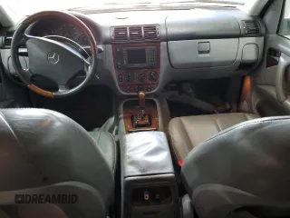 2000 Mercedes-Benz M 320/430/500 с VIN 4JGAB72E6YA200592, выставлен на аукционе Copart как лот 57261935 с пробегом 210 338 миль миль и Чистый • Clean title. История ставок и продаж доступна на DreamBid. Изображение 8.