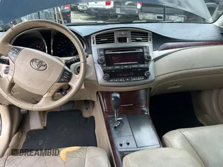 2011 Toyota Avalon with VIN 4T1BK3DB7BU377674, listed as a Copart auction lot 63706615 with 170,453 mi miles and Clean title. Bid and sale history available at DreamBid. Image 9.