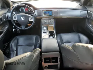 2010 Jaguar XF with VIN SAJWA0JC3AMR69397, listed as a Copart auction lot 52451655 with 138,521 mi miles and Clean Title. Bid and sale history available at DreamBid. Image 8.