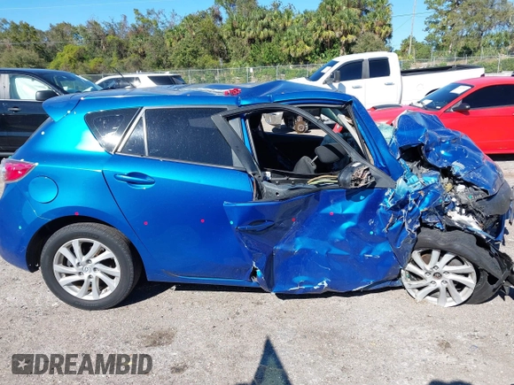 2012 Mazda Mazda3 i Touring with VIN JM1BL1L70C1674419, listed as a IAAI auction lot 40902429 with Not Provided miles. Bid and sale history available at carsss.com. Image 14.