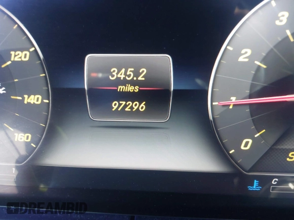 2019 Mercedes-Benz E-Class E 300 with VIN WDDZF4JB9KA586634, listed as a IAAI auction lot 41685266 with 97,296 mi miles. Bid and sale history available at carsss.com. Image 7.