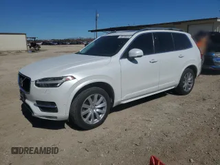 2016 Volvo XC90 T6 Momentum with VIN YV4A22PK8G1022458, listed as a Copart auction lot 48135515 with 196,575 mi miles and Clean Title. Bid and sale history available at carsss.com. Image 1.