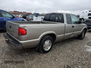 2002 GMC Sonoma SLS with VIN 1GTCS19W528206102, listed as a Copart auction lot 80454554 with 86,511 mi miles and Salvage Title. Bid and sale history available at carsss.com. Image 3.