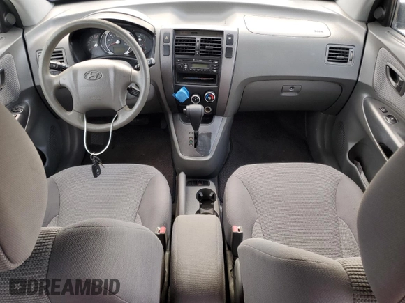 2008 Hyundai Tucson GLS with VIN KM8JM12B48U755567, listed as a Copart auction lot 75073514 with 0 mi miles and Non Repairable. Bid and sale history available at carsss.com. Image 8.