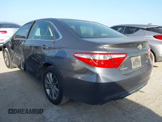2015 Toyota Camry XLE z VIN 4T1BF1FK7FU880178, wystawiony jako IAAI lot #42537785 z przebiegiem 109 720 mil mil oraz . Historia ofert i sprzedaży dostępna na DreamBid. Obrazek 3.