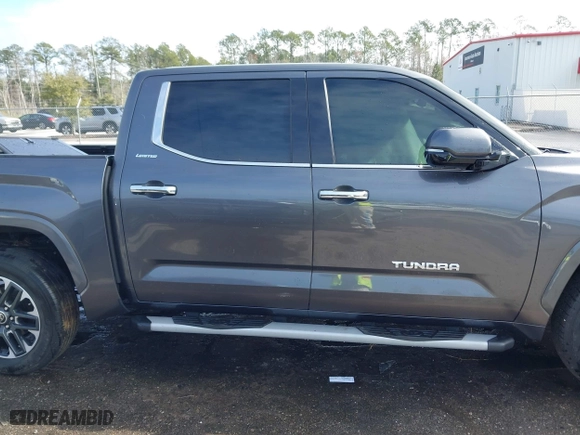 2022 Toyota Tundra 2WD Limited with VIN 5TFJA5AB7NX011302, listed as a IAAI auction lot 41400983 with 93,747 mi miles. Bid and sale history available at carsss.com. Image 13.