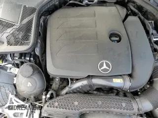 2021 Mercedes-Benz C 300 z VIN W1KWF8EB3MR625789, wystawiony jako Copart lot #70951485 z przebiegiem 52 566 mil mil oraz Szkoda całkowita • Salvage title. Historia ofert i sprzedaży dostępna na DreamBid. Obrazek 13.