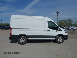 2022 Ford E-Transit Cargo with VIN 1FTBW9CK7NKA13073, listed as a IAAI auction lot 41848742 with 16,868 mi miles. Bid and sale history available at carsss.com. Image 13.