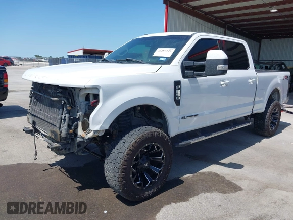 2017 Ford F-250 Lariat with VIN 1FT7W2BT5HEB40592, listed as a IAAI auction lot 42289316 with 316,783 mi miles and . Bid and sale history available at DreamBid. Image 2.