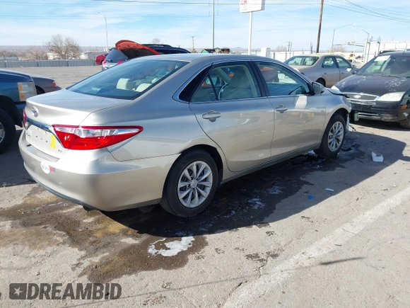 2017 Toyota Camry XLE z VIN 4T1BF1FK3HU290840, wystawiony jako IAAI lot #41470555 z przebiegiem 62 190 mil mil oraz . Historia ofert i sprzedaży dostępna na DreamBid. Obrazek 4.