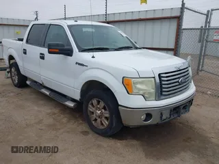 2010 Ford F-150 XL with VIN 1FTEW1C82AKA23197, listed as a IAAI auction lot 41586363 with 183,128 mi miles. Bid and sale history available at carsss.com. Image 1.