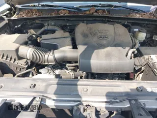 2017 Toyota Tacoma SR5 with VIN 5TFAZ5CN3HX042874, listed as a IAAI auction lot 42022752 with 104,013 mi miles and . Bid and sale history available at carsss.com. Image 10.