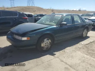 1997 Oldsmobile Cutlass Supreme S z VIN 1G3WH52M7VF349340, wystawiony jako Copart lot #50806565 z przebiegiem 1 254 585 mil mil oraz Szkody całkowita. Historia ofert i sprzedaży dostępna na DreamBid. Obrazek 1.