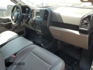2019 Ford F-150 XL with VIN 1FTMF1CB0KKD11468, listed as a Copart auction lot 53828475 with 138,116 mi miles and Salvage Title. Bid and sale history available at carsss.com. Image 8.