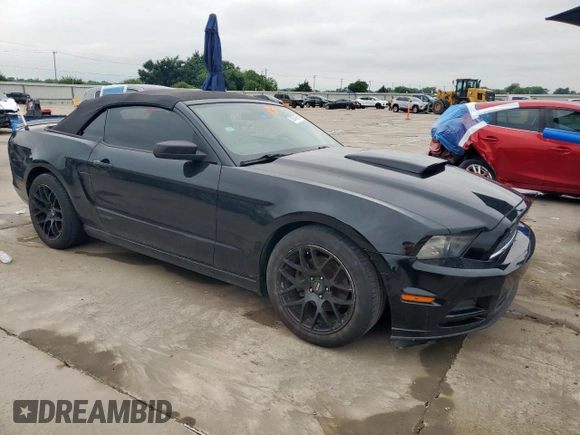 2013 Ford Mustang V6 с VIN 1ZVBP8EM7D5217243, выставлен на аукционе Copart как лот 59540935 с пробегом 204 457 миль миль и Списание • Salvage title. История ставок и продаж доступна на DreamBid. Изображение 4.
