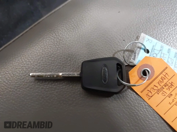 2017 Ford F-250 XL с VIN 1FDBF2A68HEC99835, выставлен на аукционе IAAI как лот 41574205 с пробегом 61 847 миль миль и . История ставок и продаж доступна на DreamBid. Изображение 11.