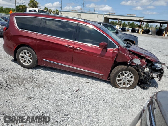 2020 Chrysler Pacifica Touring L with VIN 2C4RC1BG6LR196079, listed as a Copart auction lot 59307915 with 97,611 mi miles and Non repairable. Bid and sale history available at DreamBid. Image 4.