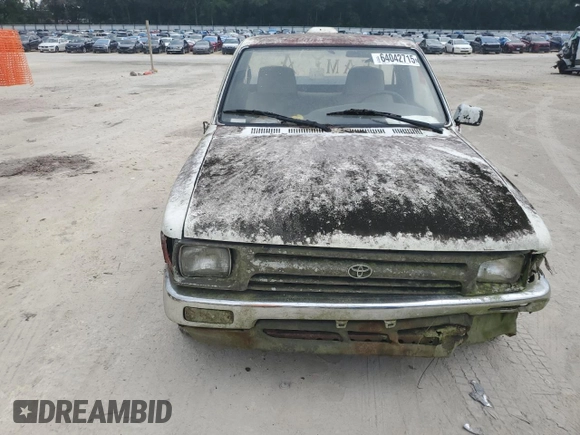 1994 Toyota Pickup with VIN JT4RN81A1R5184105, listed as a Copart auction lot 64042715 with 255,710 mi miles and Clean title. Bid and sale history available at DreamBid. Image 5.