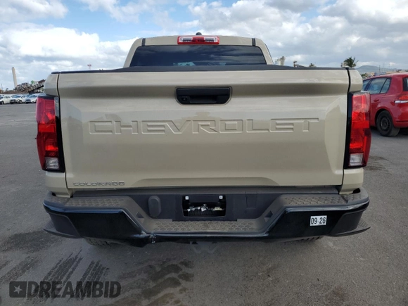 2024 Chevrolet Colorado 4WD Trail Boss z VIN 1GCPTEEK2R1256807, wystawiony jako Copart lot #47854475 z przebiegiem 6 592 mil mil oraz Szkoda całkowita • Salvage title. Historia ofert i sprzedaży dostępna na DreamBid. Obrazek 6.