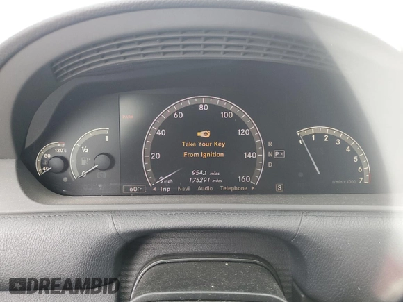 2008 Mercedes-Benz CL-Class V8 with VIN WDDEJ71X38A010864, listed as a Copart auction lot 88063225 with 175,291 mi miles and Salvage Title. Bid and sale history available at carsss.com. Image 9.