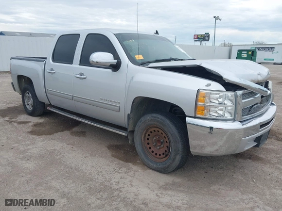 2012 Chevrolet Silverado 1500 LT with VIN 3GCPCSEA3CG263702, listed as a IAAI auction lot 41337363 with 192,759 mi miles. Bid and sale history available at carsss.com. Image 1.