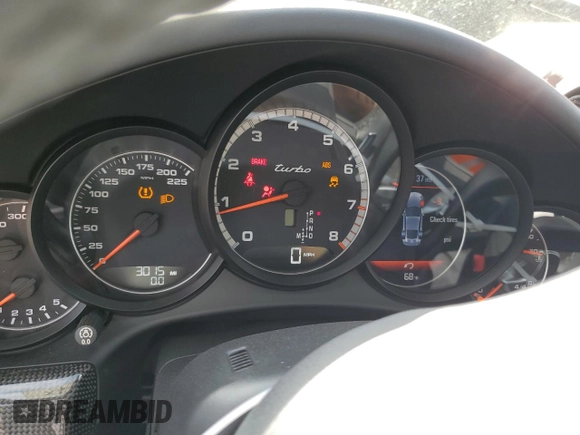 2015 Porsche 911 Turbo S with VIN WP0AD2A97FS166370, listed as a Copart auction lot 68497274 with 3,015 mi miles and Salvage Title. Bid and sale history available at DreamBid. Image 9.