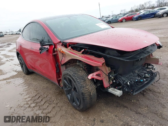 2021 Tesla Model Y Long Range with VIN 5YJYGDEE3MF204941, listed as a IAAI auction lot 41712562 with 36,549 mi miles. Bid and sale history available at carsss.com. Image 1.