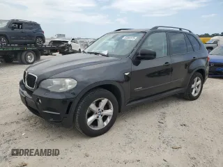 2012 BMW X5 35i z VIN 5UXZV4C50CL750118, wystawiony jako Copart lot #53302375 z przebiegiem 102 917 mil mil oraz Czysty tytuł • Clean title. Historia ofert i sprzedaży dostępna na DreamBid. Obrazek 1.